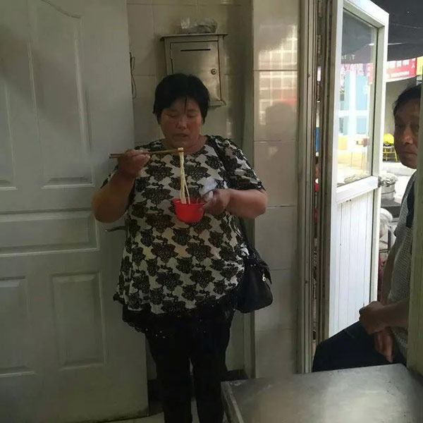 客戶(hù)嘗面后贊不絕口