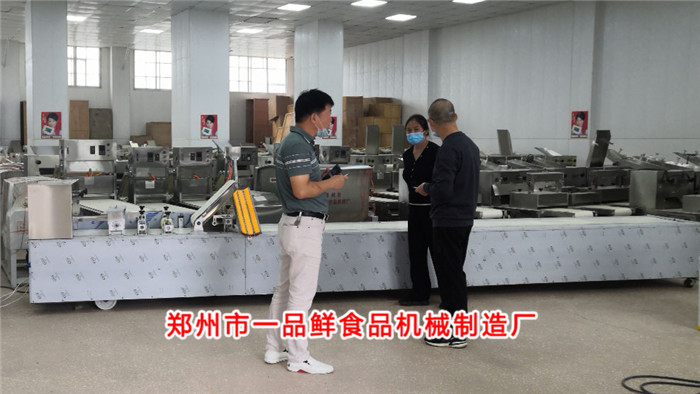 大型燴面生產(chǎn)線(xiàn)