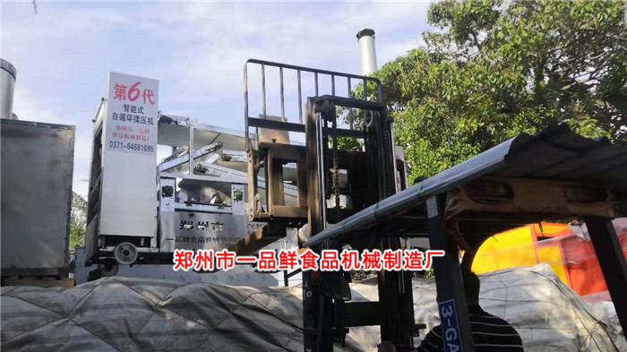 多功能面食設(shè)備生產(chǎn)線(xiàn)5